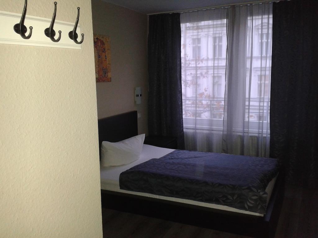 Pension Levi Berlijn Kamer foto